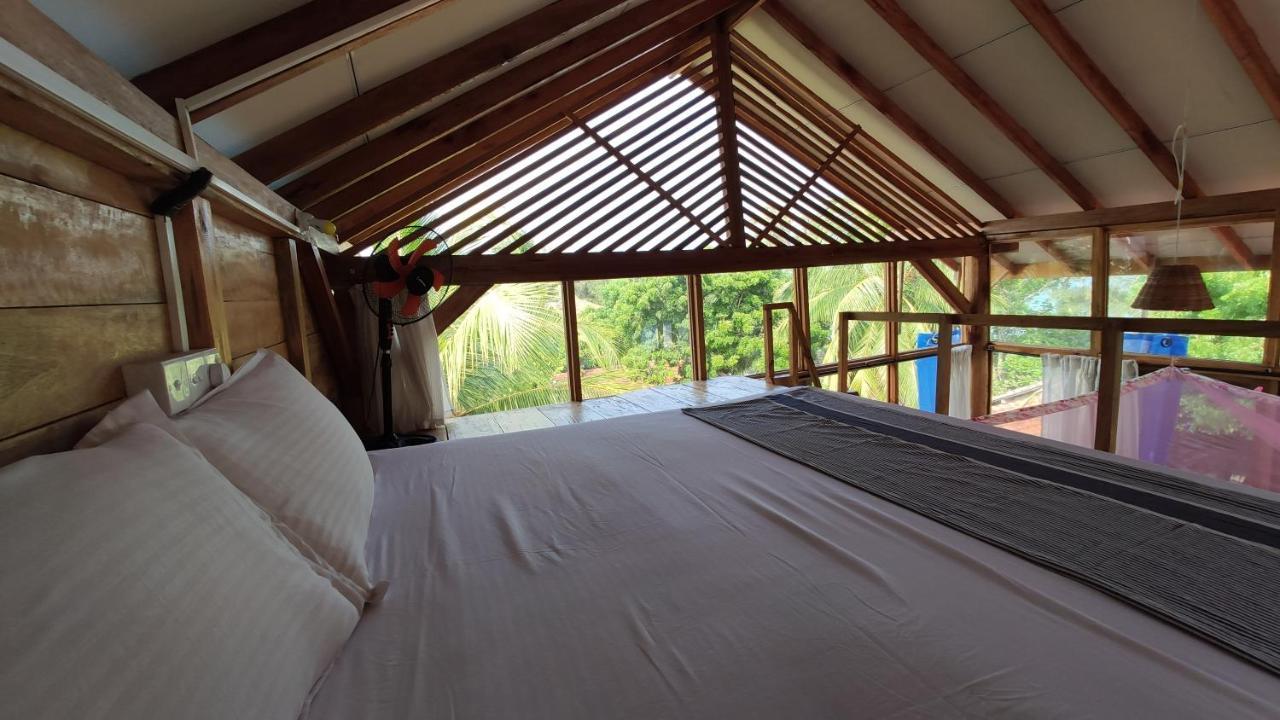 Surf Beach Hotel Arugam Bay Exterior photo